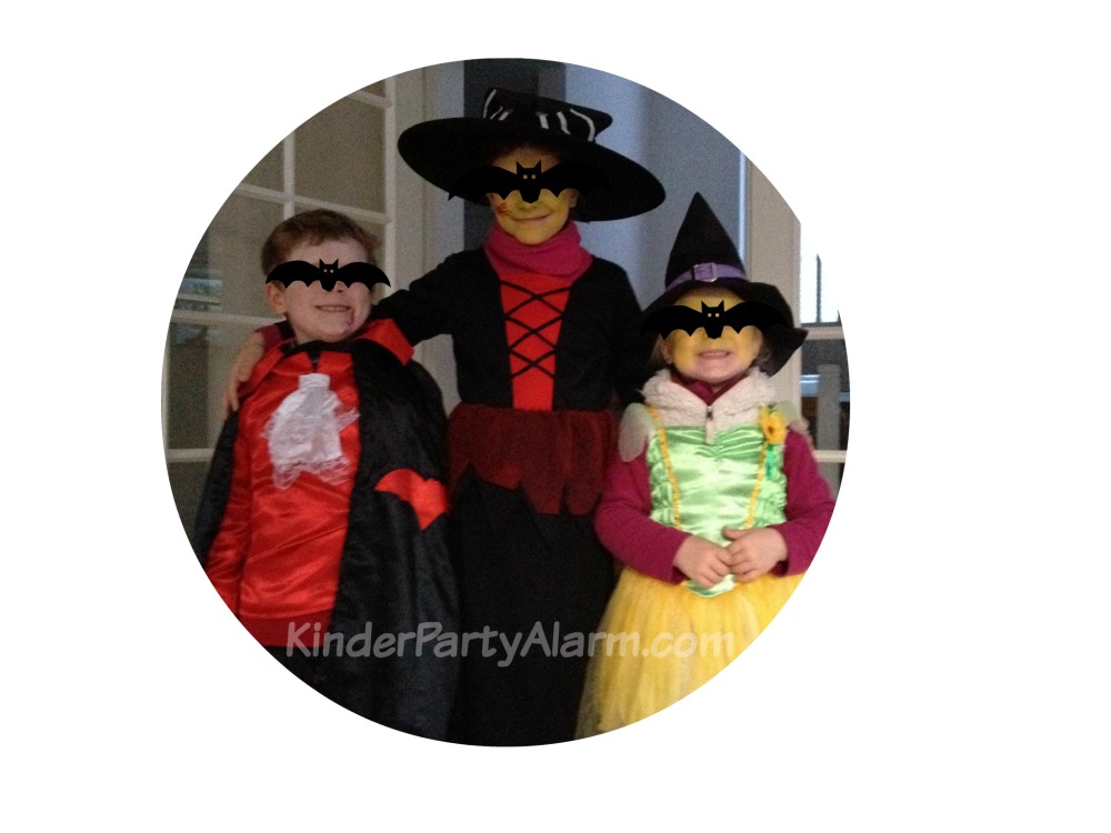Schaurig schöne Halloween Party Ideen für Kinder auch zum Halloween Kindergeburtstag für Essen, Basteln, Spiele u.v.m. #kindergeburtstag #geburtstag  #mottoparty #kinderpartyalarm #geburtstagsideen Schaurig schöne Halloween Party Ideen für Kinder auch zum Halloween Kindergeburtstag für Essen, Basteln, Spiele u.v.m. #kindergeburtstag #geburtstag  #mottoparty #kinderpartyalarm #geburtstagsideen