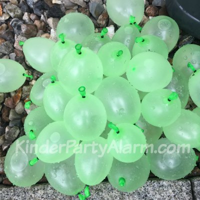 Wasserbomben beim Meerjungfrau Kindergeburtstag #kindergeburtstag #geburtstag  #mottoparty #kinderpartyalarm #bastelnmitkindern #geburtstagsideen