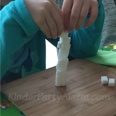 Pferde Kindergeburtstag Spiele #kindergeburtstag #geburtstag  #mottoparty #kinderpartyalarm #bastelnmitkindern #geburtstagsideen #kuchen #pferde #einladung #diy #printables #kids Pferde Kindergeburtstag Spiele #kindergeburtstag #geburtstag  #mottoparty #kinderpartyalarm #bastelnmitkindern #geburtstagsideen #kuchen #pferde #einladung #diy #printables #kids