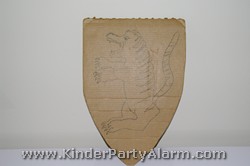 Ritterschutzschild basteln, Basteln beim Ritter Kindergeburtstag #kindergeburtstag #geburtstag  #mottoparty #kinderpartyalarm #bastelnmitkindern