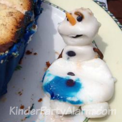 Olaf nimmt ein Sonnenbad